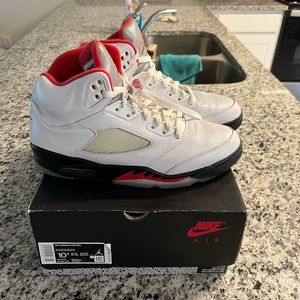 Jordan 5 Fire Red 2020